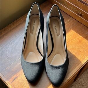 Kelly & Katie Black Heels with Classic Design and Medium Height